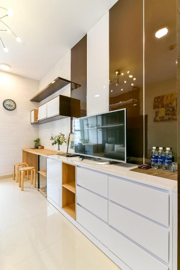 Apartment Nha Uyen Service Saigon Royal